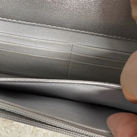 Chanel Classic Wallet on chain silver - Picture 9 of 10